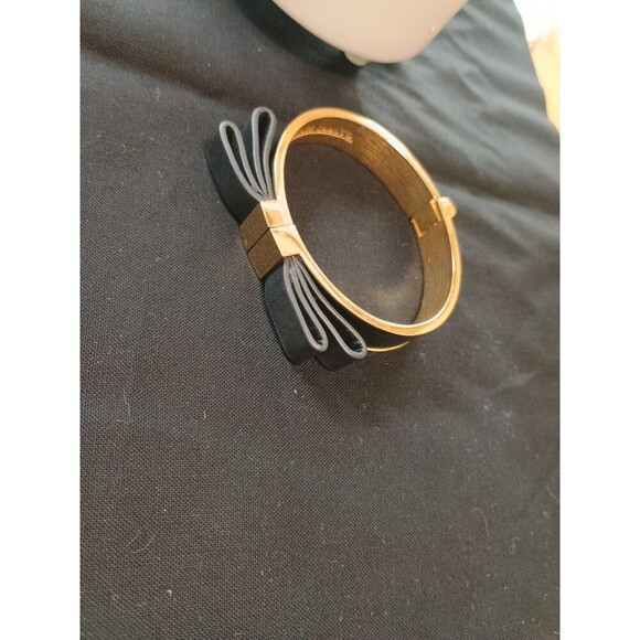 Vince Camuto Women's Black Leather And Gold Tone Magnet Bracelet - Picture 4 of 6